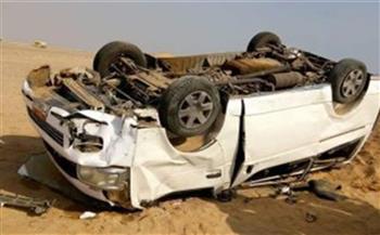   إصابة 14 شخصا فى حادث انقلاب سيارة ميكروباص بصحراوى البحيرة