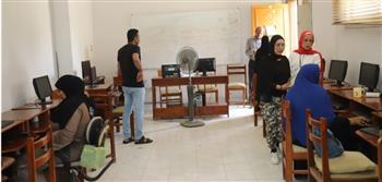معامل التنسيق الالكتروني بجامعة جنوب الوادي تستقبل طلاب المرحلة الاولى