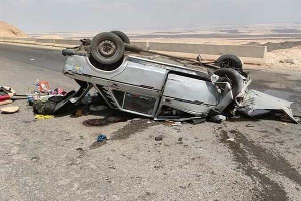 إصابة 5 أشخاص فى حادث انقلاب سيارة ملاكى بـ صحراوى البحيرة