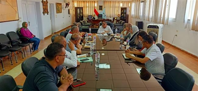 رئيس غارب: مناقشة ودراسة فتح قسم لتدريس تخصص كهرباء طاقة الرياح
