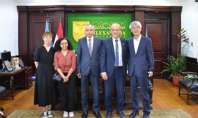 نائب رئيس جامعة الإسكندرية يستقبـــل المستشار الثقافي لسفارة كوريا الجنوبية