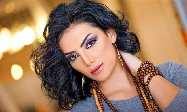 نبيلة عبيد توجه رسالة قوية لـ حورية فرغلى