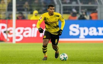 إنتر ميلان يفاوض مدافع دورتموند