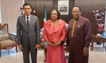   سفير مصر بمالابو يبحث مع رئيسة «الشيوخ» في غينيا الإستوائية التعاون البرلماني الثنائي
