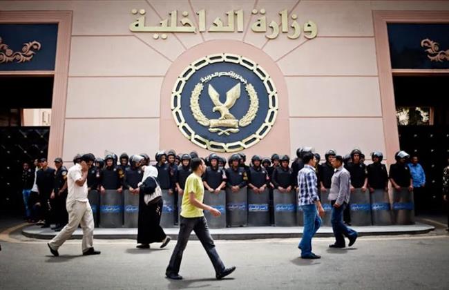 الداخلية تكشف حقيقة تجمع عدد من الأشخاص بالجيزة
