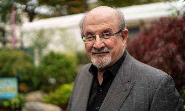 السلطات الأمريكية توجه تهمة الشروع فى القتل لمرتكب حادث الاعتداء على الكاتب البريطانى سلمان رشدى
