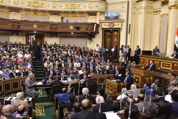 إقرار البرلمان التعديلات الوزارية يتصدر اهتمامات الصحف