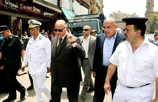 مدير أمن الجيزة ينتقل إلى موقع حريق كنيسة أبو سيفين بامبابة