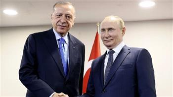   صحيفة فرنسية: روسيا جعلت تركيا «حصان طروادة» في «الناتو» 