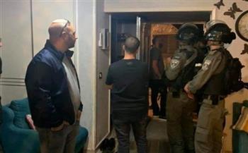   للمرة الثانية بعد الحبس المنزلي.. الاحتلال الإسرائيلي يقتحم منزل محافظ القدس 