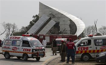   مصرع وإصابة 18 شخصا في حادث تحطم حافلة ركاب شرقي باكستان 