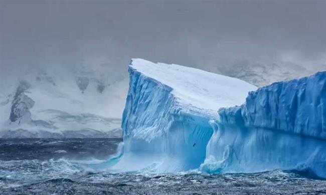 ذوبان الجليد يثير مخاوف عديدة.. القارة القطبية الجنوبية تنهار عند أطرافها
