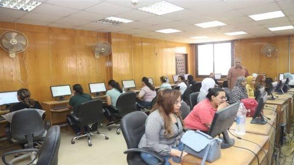 مركز التحول الرقمي بجامعة جنوب الوادي يجري اختبارات لـ 108 من الباحثين