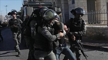   أثناء مرضه.. «إسرائيل» تعتقل أسيرا فلسطينيا