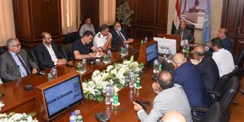   محافظ الإسكندرية يجتمع مع الجهات المعنية لوضع حلول جذرية لإنهاء التكدس المروري 