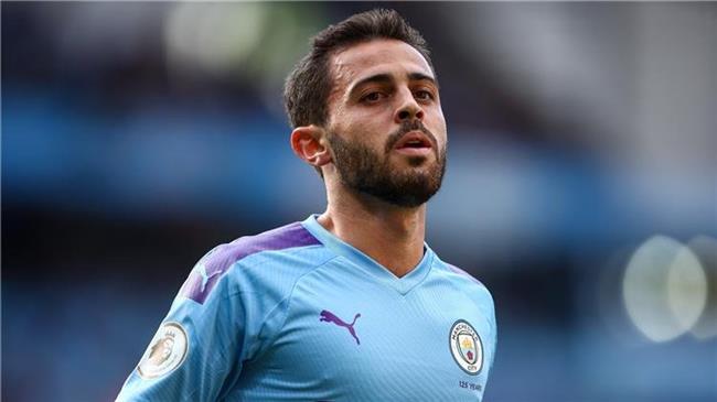 برشلونة بين طريقين لحسم صفقة برناردو سيلفا
