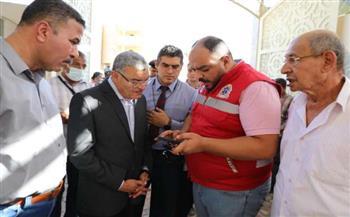 محافظ المنيا يتفقد كنيسة الأنبا بيشوي بعد السيطرة على الحريق