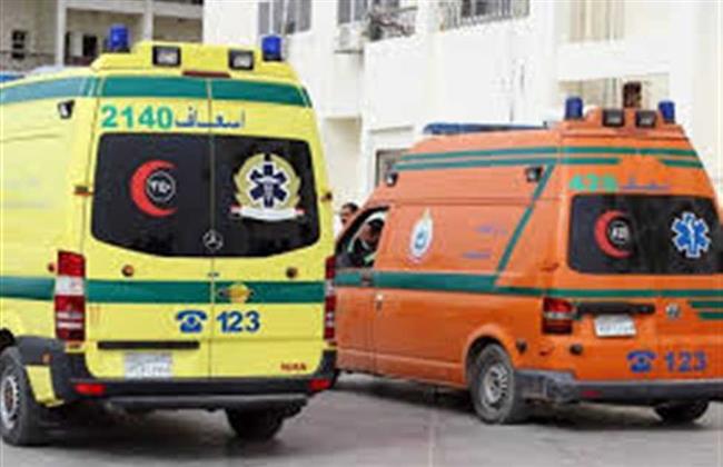 إصابة سيدة وطفل فى حادث تصادم بقنا