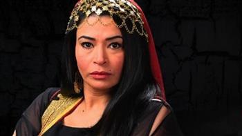"مجرد صورة".. صفوة: زوجي الأول كان ضعيف جسديا ومن غلي كنت بضربه