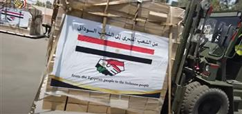  مصر ترسل مساعدات إغاثية عبر جسر جوى لجمهورية السودان.. فيديو
