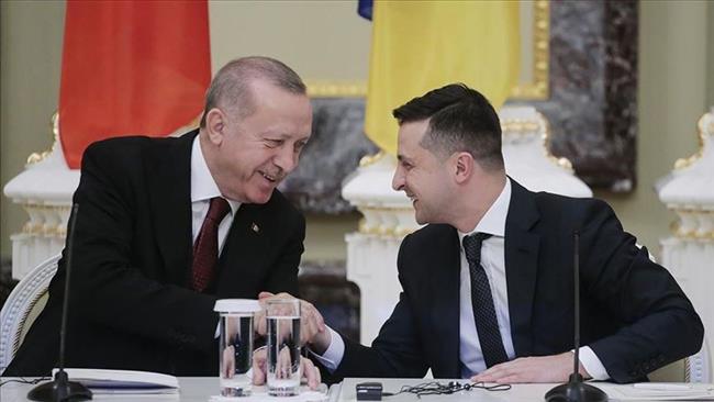 «رسالة دعم قوية» زيلينكسي يعلق على زيارة أردوغان لأوكرانيا