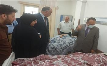 نائب محافظ المنيا يطمئن على مصابى حادث تصادم بطريق الصعيد الصحراوى