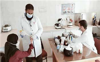 صحة المنيا: فحص وعلاج مجاني لأهالي قرية أسطال بسمالوط