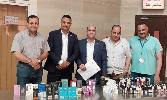 جمارك أسيوط: إحباط تهريب سجائر وشيش إلكترونية 