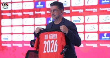 فيتوريا يصل القاهرة اليوم لبدء مهمته مديرا فنيا لمنتخب مصر