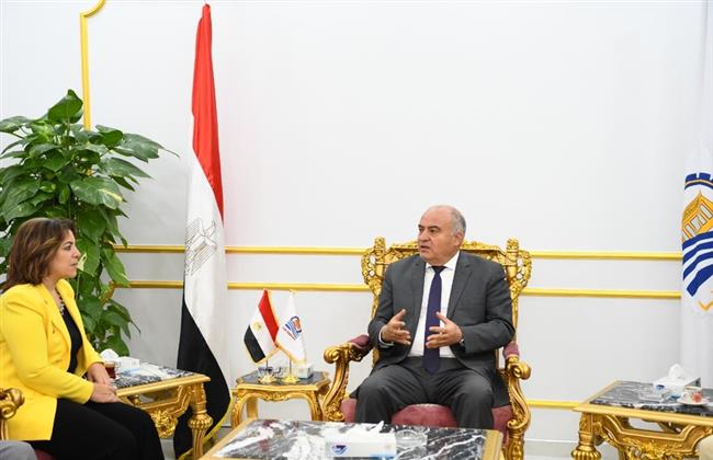 «الداودي» يستقبل وفد مؤسسة «النداء» لبحث سبل مشروع تكتل الصناعات الحرفية بنقادة