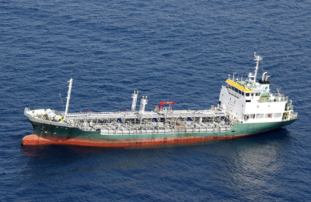اليابان تعلن عن اصطدام ناقلة كيماويات بـ «سفينة شحن» جنوب غربي البلاد