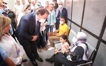   وزير الصحة يزور غرف المرضى بمستشفى شرق المدينة بالإسكندرية