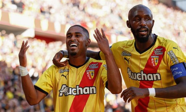 لانس يتصدر الدورى الفرنسى مؤقتا بالفوز على موناكو 4-1
