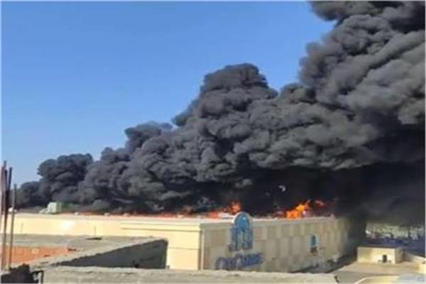 مصدر أمني: حريق كارفور نتج عن زيادة أحمال الكهرباء وعشوائية التوصيلات الكهربائية