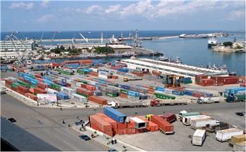   تداول 250 ألف طن بضائع بميناءي الإسكندرية والدخيلة خلال 48 ساعة
