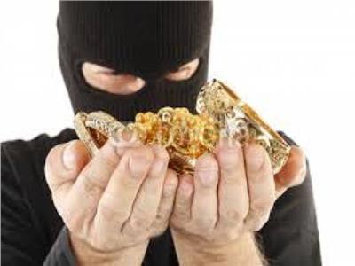 اعترافات لص المشغولات الذهبية في النزهة: بسرق لشراء المخدرات