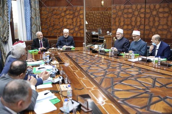 المجلس الأعلى للأزهر يهنئ الدكتور رضا حجازي بمناسبة توليه وزيرا للتربية والتعليم
