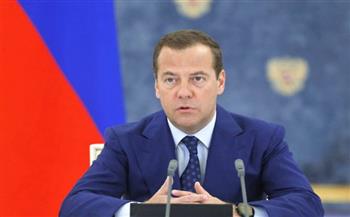   ميدفيديف: سيتم العثور على المسؤولين عن وفاة دوجينا ومعاقبتهم