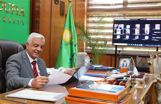 «مبارك» يتابع الاستعدادات لبدء الدراسة بجامعة المنوفية الأهلية
