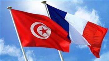  بحث تعزيز العلاقات الثنائية بين تونس وفرنسا