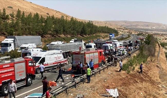 حادث مأساوى.. مصرع 17 شخصا وإصابة 20 فى تركيا