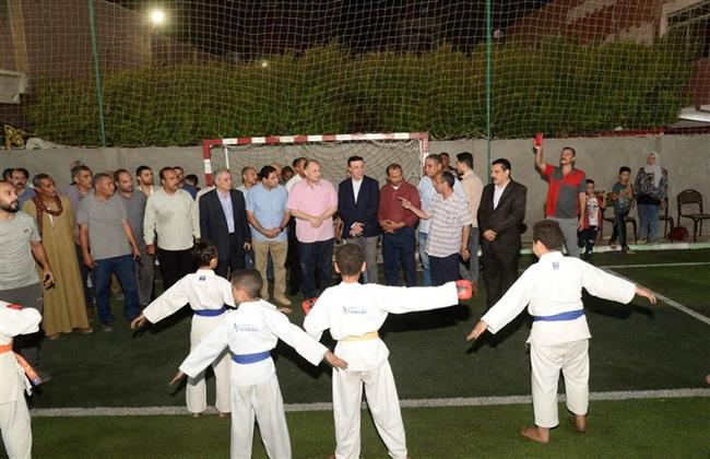 محافظ أسيوط يواصل لقاءاته الحوارية "الجمهورية الجديدة - حياة كريمة" بلقاء شبابى موسع بنادى أبوتيج الرياضي