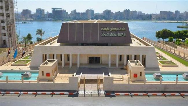 افتتاح معرض مؤقت تحت عنوان "كنوز سوهاج المنسية" بمتحف سوهاج