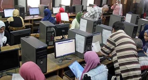 أماكن خالية بالجامعات والمعاهد لطلاب القسم العلمى المرحلة الثالثة
