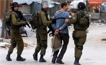   الاحتلال الإسرائيلي يعتقل 18 فلسطينيا من مناطق متفرقة بالضفة الغربية
