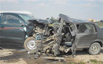   إصابة 20 شخصا في تصادم سيارتين بطريق أبوسمبل جنوب أسوان