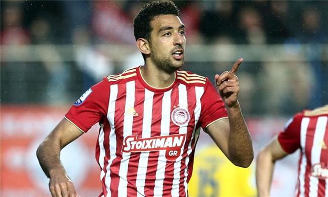 مصطفى محمد في مواجهة أحمد حسن كوكا بالدوري الأوروبي