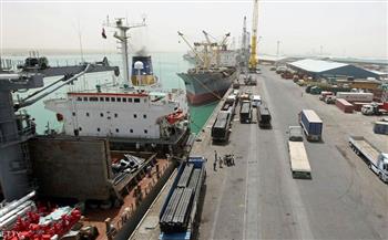   العراق يضبط 8 حاويات مخالفة في ميناء أم قصر 