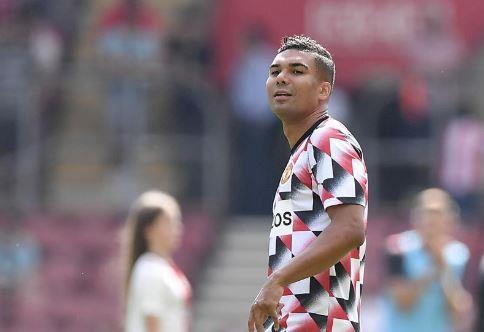 مشاركة أولى لكاسيميرو مع مانشستر يونايتد