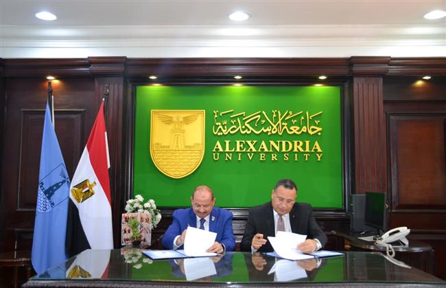 بروتوكول تعاون بين جامعة الإسكندرية وشركة الصرف الصحي للتعاقد مع أوائل خريجي الجامعة بالمحافظة